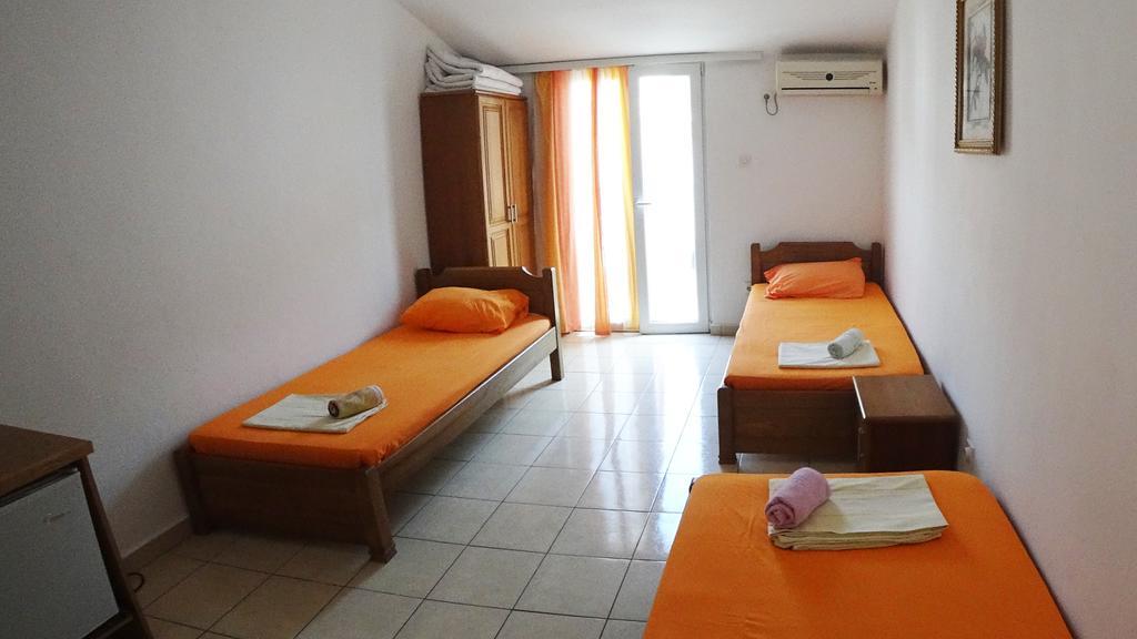 Guesthouse Sun Hostel Budva Dış mekan fotoğraf