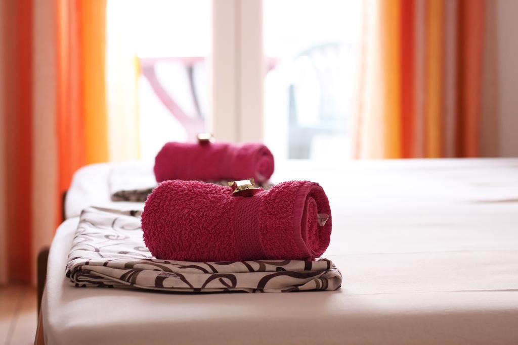 Guesthouse Sun Hostel Budva Dış mekan fotoğraf