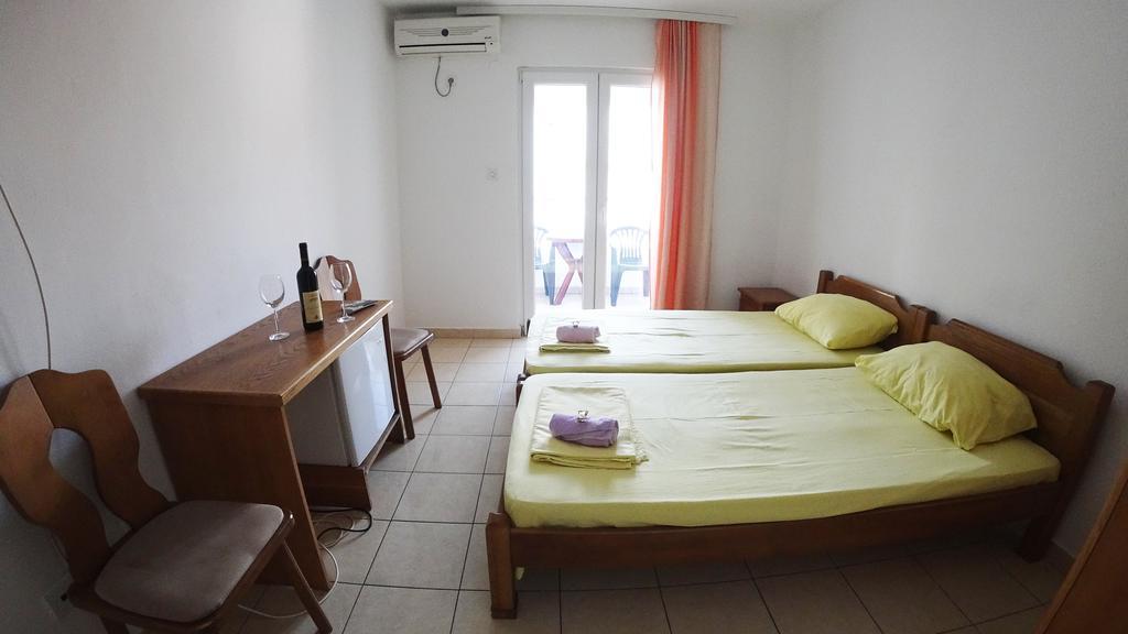 Guesthouse Sun Hostel Budva Dış mekan fotoğraf