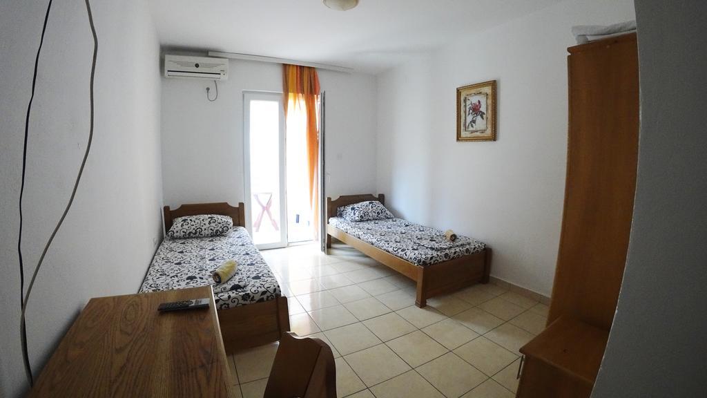 Guesthouse Sun Hostel Budva Dış mekan fotoğraf