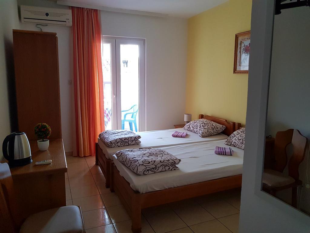 Guesthouse Sun Hostel Budva Dış mekan fotoğraf
