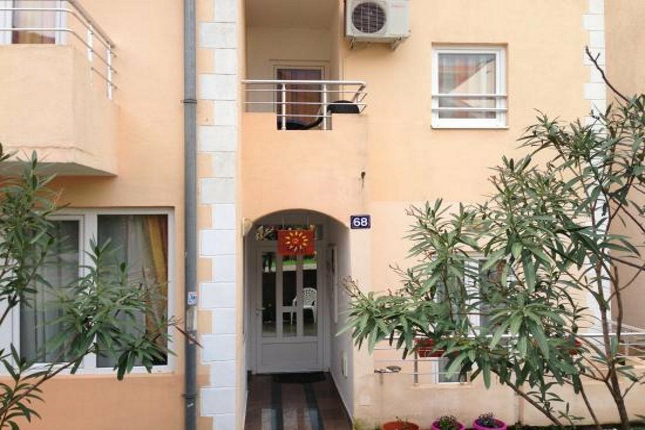 Guesthouse Sun Hostel Budva Dış mekan fotoğraf